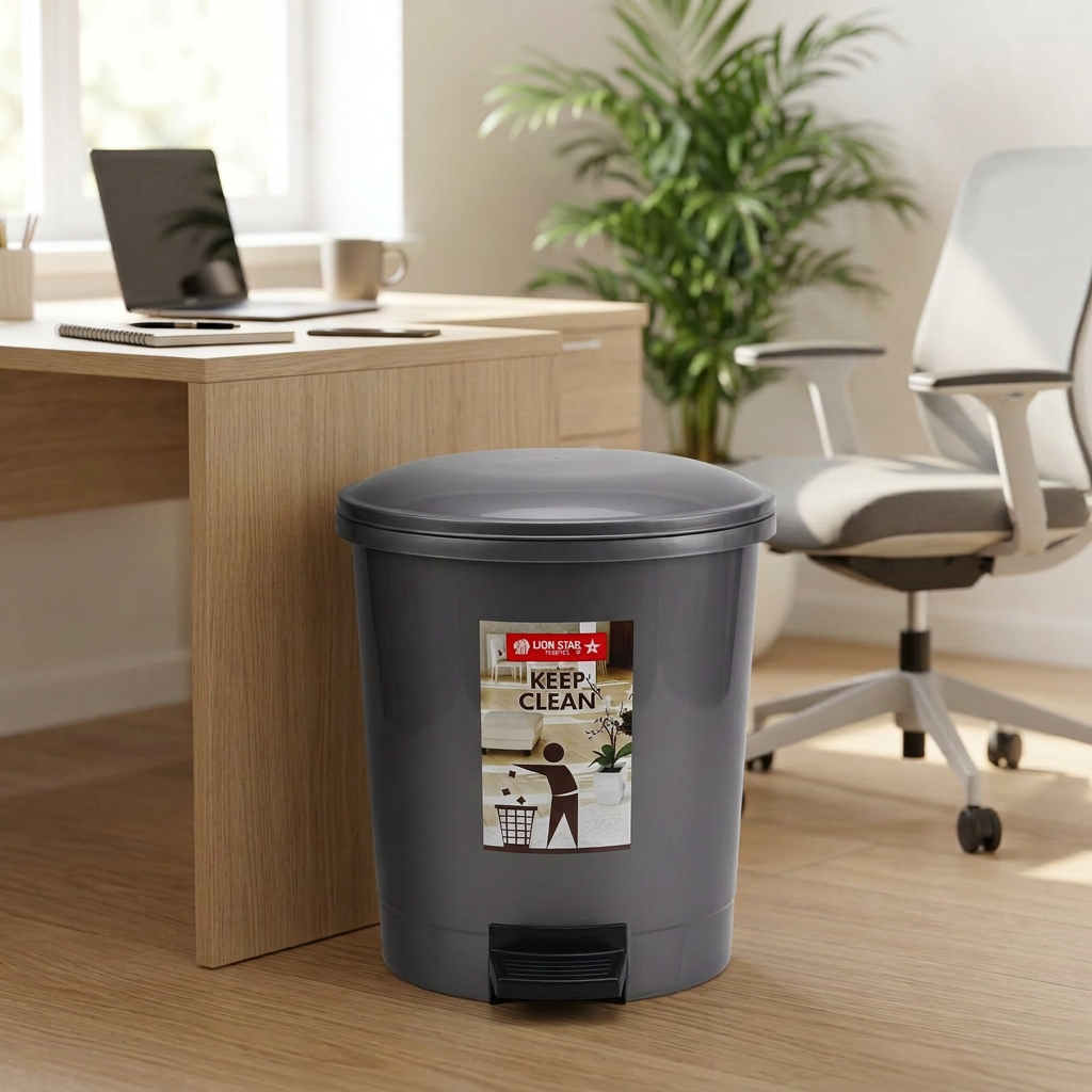 Lionstar Plastic Pedal Dustbin Grey - 5 Litres