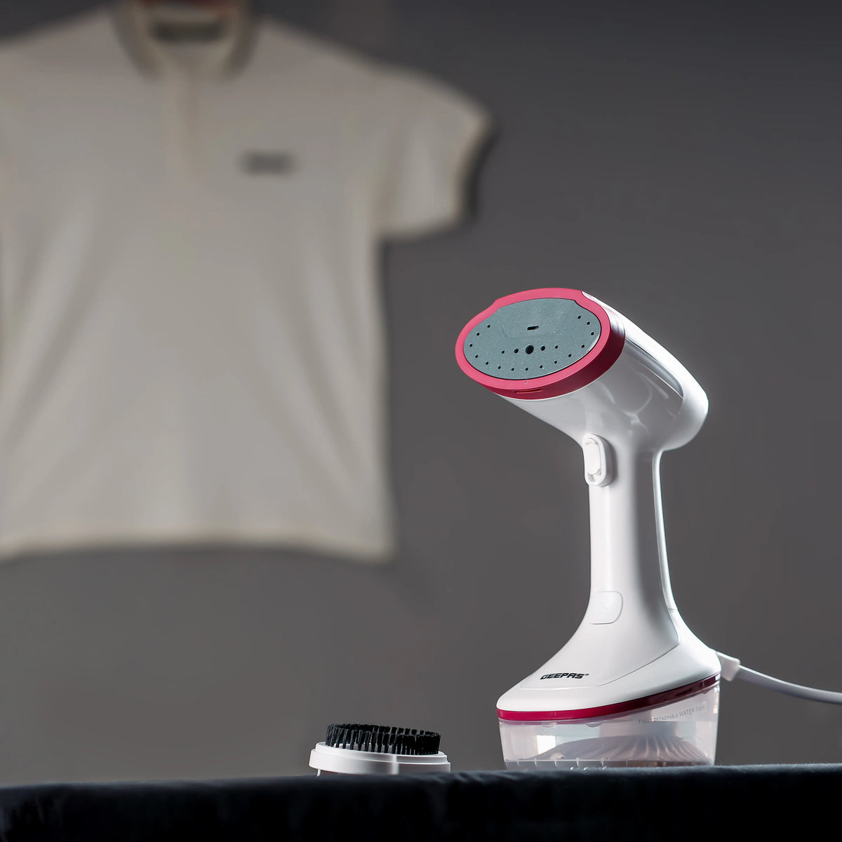 Geepas Handheld Garment Steamer GGS25021