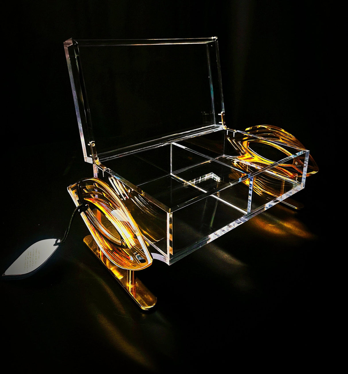 Acrylic 2 Section Candy Box With Golden Handle 26cm - Al Kabayel Discount CentreAcrylic 2 Section Candy Box With Golden Handle 26cmServing TraysAKDCAl Kabayel Discount Centre