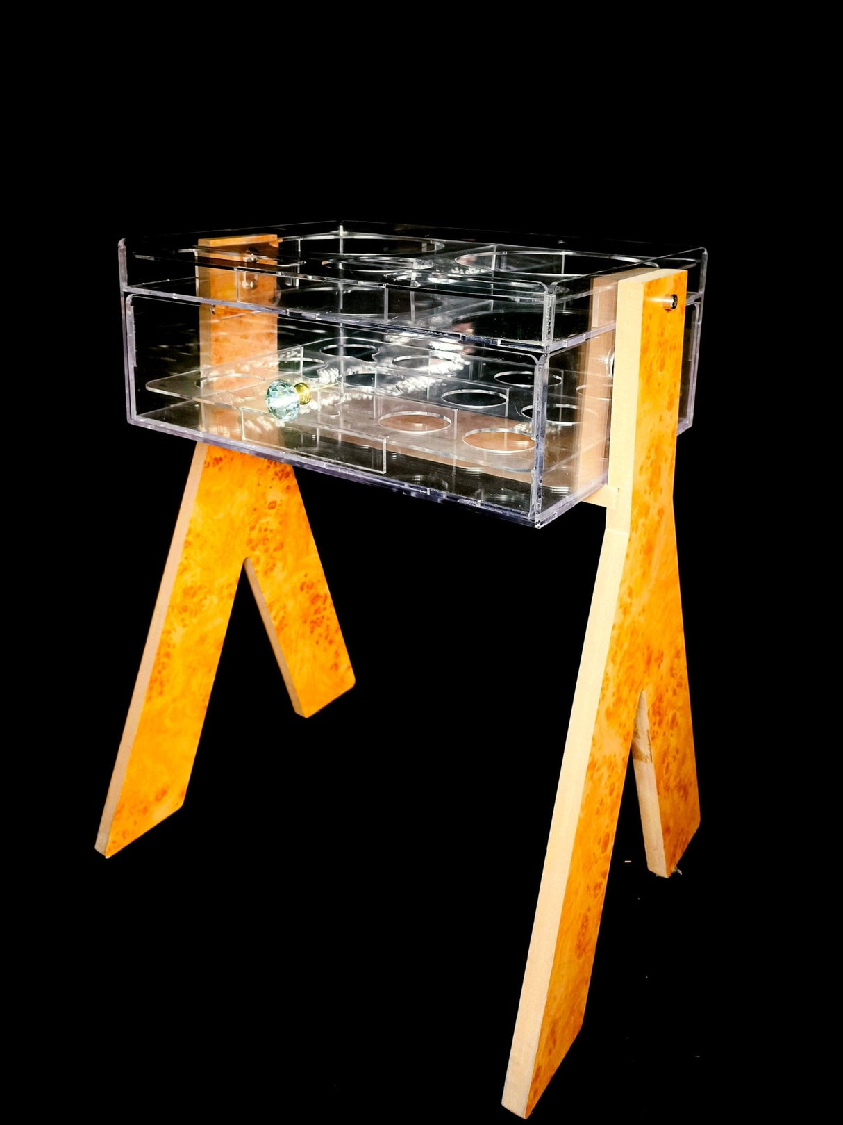 Acrylic Flask & Cup Holder With Wooden Stand 40x58cm - Al Kabayel Discount CentreAcrylic Flask & Cup Holder With Wooden Stand 40x58cmServing TraysAKDCAl Kabayel Discount Centre