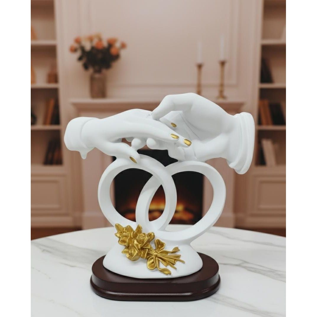 AKDC 23×23cm Ceramic Hands Sculpture in White with Gold Detailing | Luxury Modern Art Home Decoration Piece - Al Kabayel Discount CentreAKDC 23×23cm Ceramic Hands Sculpture in White with Gold Detailing | Luxury Modern Art Home Decoration PieceHome Décor AccentsAKDCAl Kabayel Discount Centre