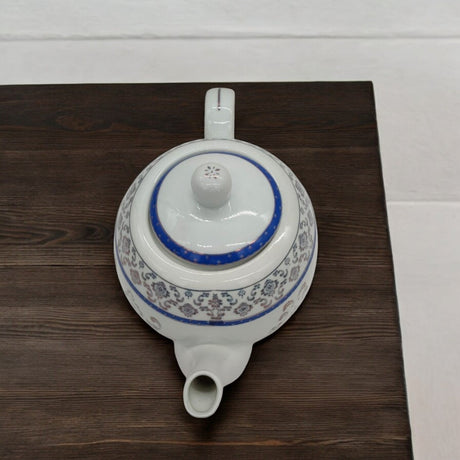 AKDC Ceramic Teapot Vintage Tea Kettle Tea Pot Porcelain Teapot for Home Kitchen Supplies - 1Liter - Al Kabayel Discount CentreAKDC Ceramic Teapot Vintage Tea Kettle Tea Pot Porcelain Teapot for Home Kitchen Supplies - 1LiterTea/Coffee PotsAKDCAl Kabayel Discount Centre