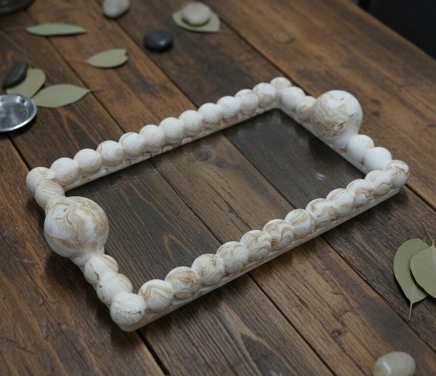 AKDC Elegant Rectangular Glass Serving Tray – White Plaster of Paris Finish with Classic Gold Accent (29 × 19 cm) - Al Kabayel Discount CentreAKDC Elegant Rectangular Glass Serving Tray – White Plaster of Paris Finish with Classic Gold Accent (29 × 19 cm)Serving TraysAKDCAl Kabayel Discount Centre