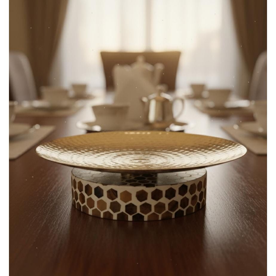 AKDC Large Metal & Wooden Serving Bowl 36x12 cm – Modern Rustic Dual - Tone Brown & Cream Kitchen & Dining Tableware Bowl - Al Kabayel Discount CentreAKDC Large Metal & Wooden Serving Bowl 36x12 cm – Modern Rustic Dual - Tone Brown & Cream Kitchen & Dining Tableware BowlServeware SetsAKDCAl Kabayel Discount Centre