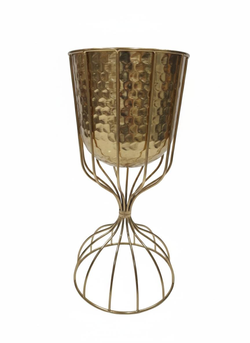 AKDC Luxury Rose Gold Metal Vase – 38 cm Premium Decorative Piece - Al Kabayel Discount CentreAKDC Luxury Rose Gold Metal Vase – 38 cm Premium Decorative PieceFlower/Plant PotsAKDCAl Kabayel Discount Centre