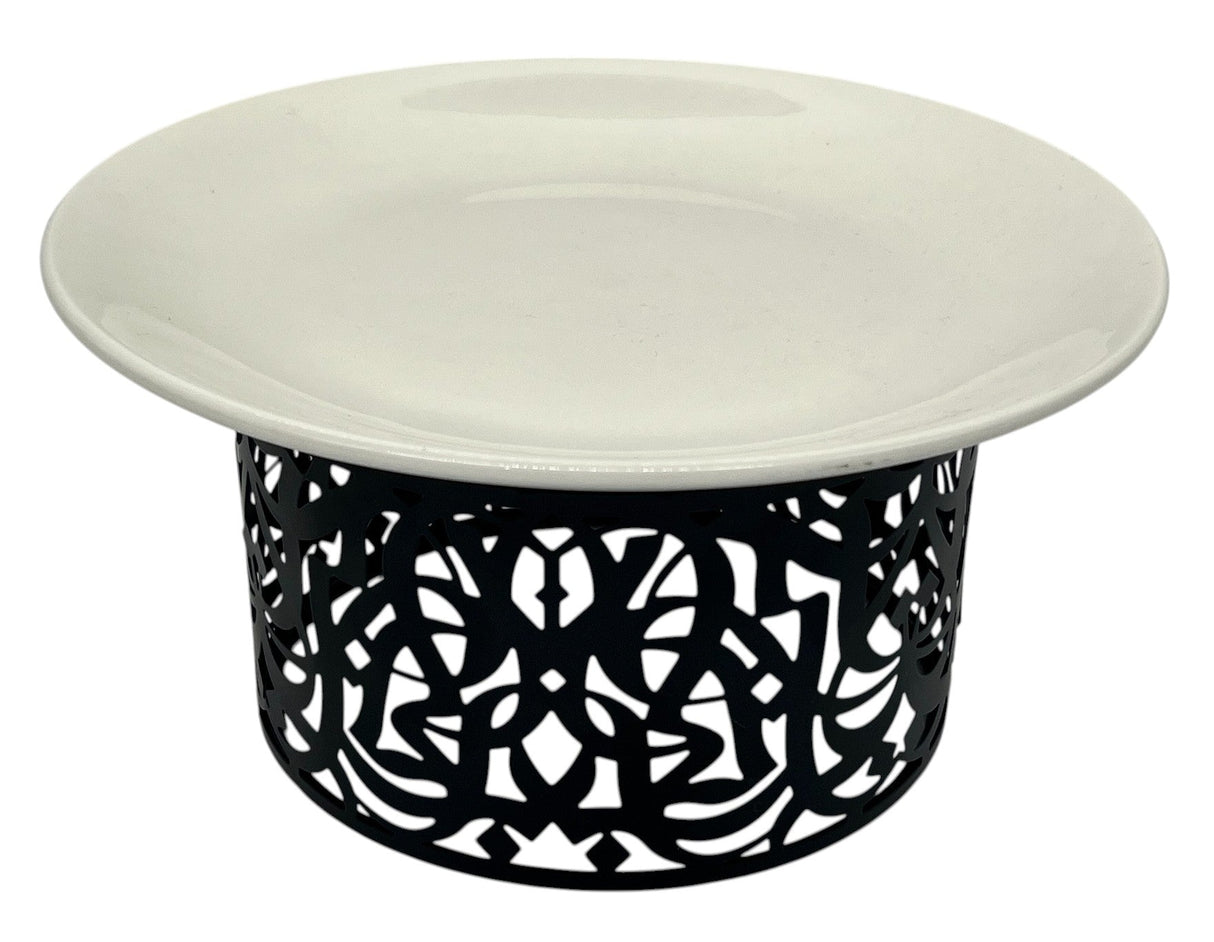 AKDC Porcelain Cake Tray with Metal Stand 20cm*20cm*11cm - Al Kabayel Discount CentreAKDC Porcelain Cake Tray with Metal Stand 20cm*20cm*11cmServing TraysAKDCAl Kabayel Discount Centre