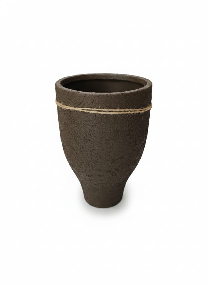 AKDC Premium Clay Plant Pot – Brown Earth Shade – 23×16 cm – Sculpted Unique Shape - Al Kabayel Discount CentreAKDC Premium Clay Plant Pot – Brown Earth Shade – 23×16 cm – Sculpted Unique ShapeFlower/Plant PotsAKDCAl Kabayel Discount Centre