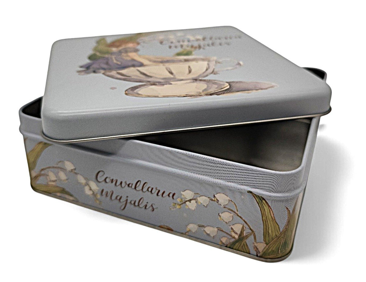 AKDC Round Metal Candy Box – 17×6 cm, Classic Blue Shade - Al Kabayel Discount CentreAKDC Round Metal Candy Box – 17×6 cm, Classic Blue ShadeJars & Food SaversAKDCAl Kabayel Discount Centre