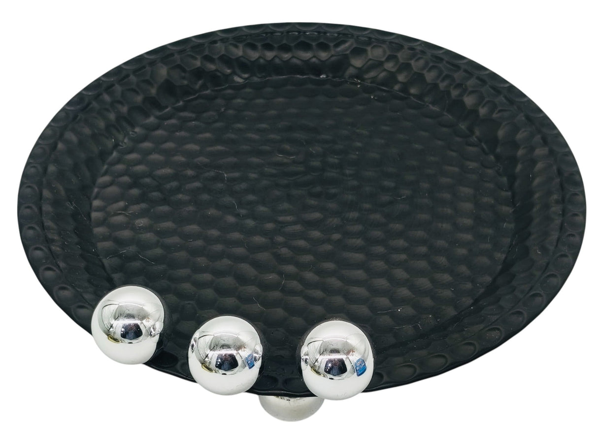 AKDC Round Metal Candy Plate 25cm*4cm, Black - Al Kabayel Discount CentreAKDC Round Metal Candy Plate 25cm*4cm, BlackPlatesAKDCAl Kabayel Discount Centre