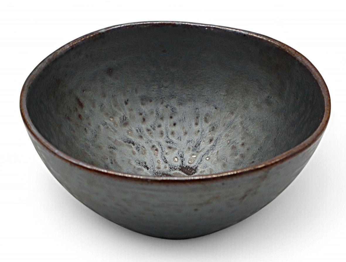 AKDC Rustic Ceramic Bowl – 13×6 cm, Handcrafted Charm for Everyday Use - Al Kabayel Discount CentreAKDC Rustic Ceramic Bowl – 13×6 cm, Handcrafted Charm for Everyday UseBowlsAKDCAl Kabayel Discount Centre
