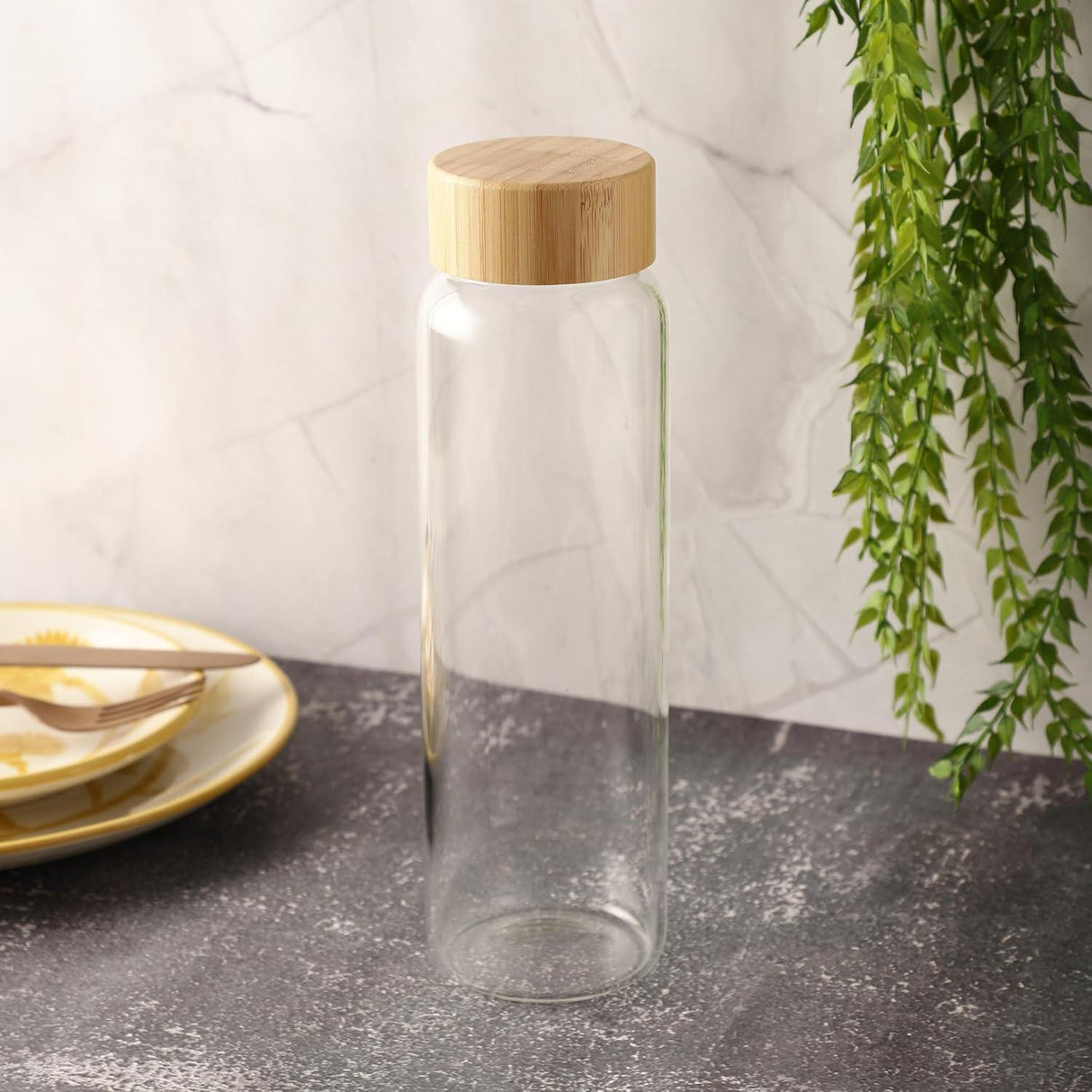 AKDC Transparent Glass Water Bottle with Wooden Lid 800ml - Al Kabayel Discount CentreAKDC Transparent Glass Water Bottle with Wooden Lid 800mlWater BottlesAKDCAl Kabayel Discount Centre