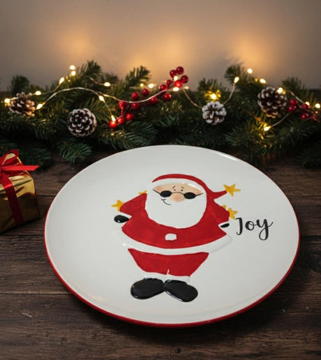 AKDC White Ceramic Round Plate 26 cm – Santa Design Festive Dining Plate - Al Kabayel Discount CentreAKDC White Ceramic Round Plate 26 cm – Santa Design Festive Dining PlatePlatesAKDCAl Kabayel Discount Centre