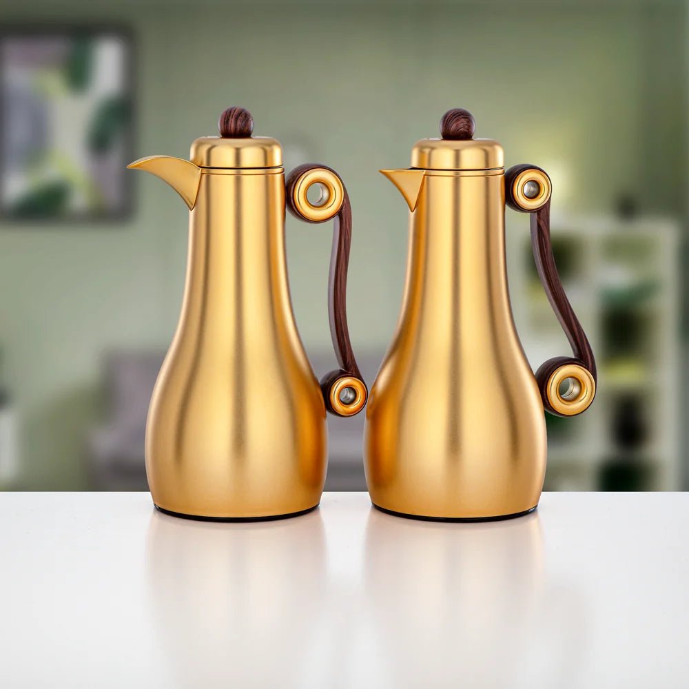 Almarjan 2 Pieces Vacuum Flask Set, Matt Gold & Dark Wood - Al Kabayel Discount CentreAlmarjan 2 Pieces Vacuum Flask Set, Matt Gold & Dark WoodThermosALMARJANAl Kabayel Discount Centre