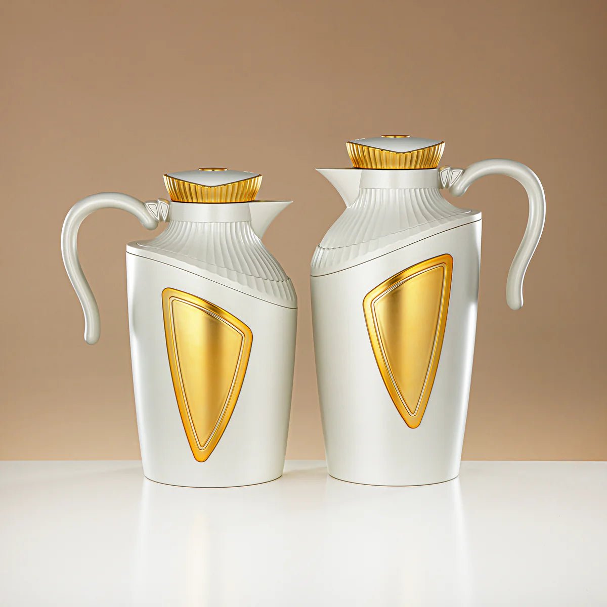 Almarjan 2 Pieces Vacuum Flask Set Matt White & Gold - UWP - 0700/1000 Q330YZE22 - Al Kabayel Discount CentreAlmarjan 2 Pieces Vacuum Flask Set Matt White & Gold - UWP - 0700/1000 Q330YZE22ThermosALMARJANAl Kabayel Discount Centre