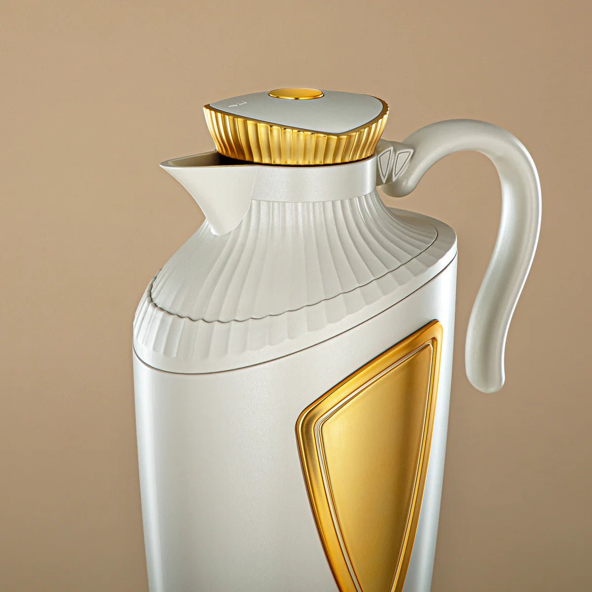 Almarjan 2 Pieces Vacuum Flask Set Matt White & Gold - UWP - 0700/1000 Q330YZE22 - Al Kabayel Discount CentreAlmarjan 2 Pieces Vacuum Flask Set Matt White & Gold - UWP - 0700/1000 Q330YZE22ThermosALMARJANAl Kabayel Discount Centre