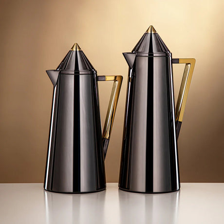 Almarjan 2pcs Vacuum flask 0.7L + 1.0L Gun black & gold (FG818 - 070/100 GBL/G) - Al Kabayel Discount CentreAlmarjan 2pcs Vacuum flask 0.7L + 1.0L Gun black & gold (FG818 - 070/100 GBL/G)ThermosALMARJANAl Kabayel Discount Centre