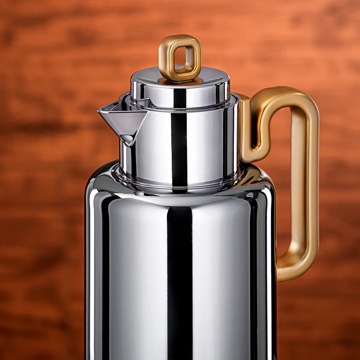 Almarjan 2pcs Vacuum flask Set 0.5 liter + 1 liter silver & matt gold (FG815 - 050/100 MC/MG) - Al Kabayel Discount CentreAlmarjan 2pcs Vacuum flask Set 0.5 liter + 1 liter silver & matt gold (FG815 - 050/100 MC/MG)ThermosALMARJANAl Kabayel Discount Centre