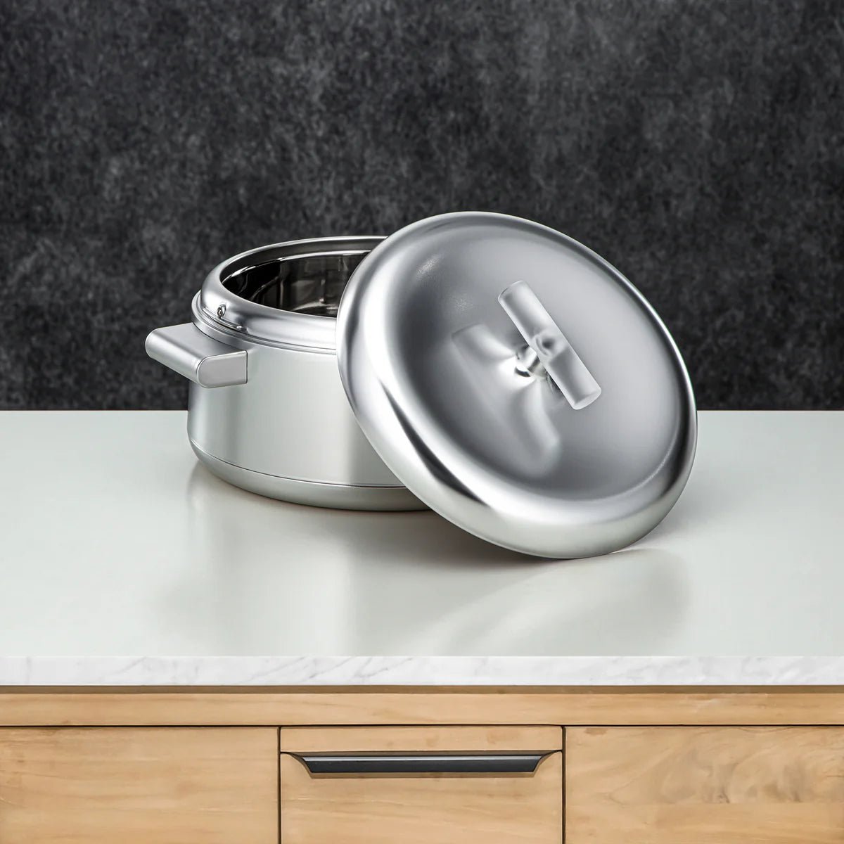 Almarjan 3 - Piece Insulated Hot Pot Set – 1L, 2.5L & 3L Matt Silver with Frost Finish, Food Warmer Collection - Al Kabayel Discount CentreAlmarjan 3 - Piece Insulated Hot Pot Set – 1L, 2.5L & 3L Matt Silver with Frost Finish, Food Warmer CollectionCasserolesALMARJANAl Kabayel Discount Centre