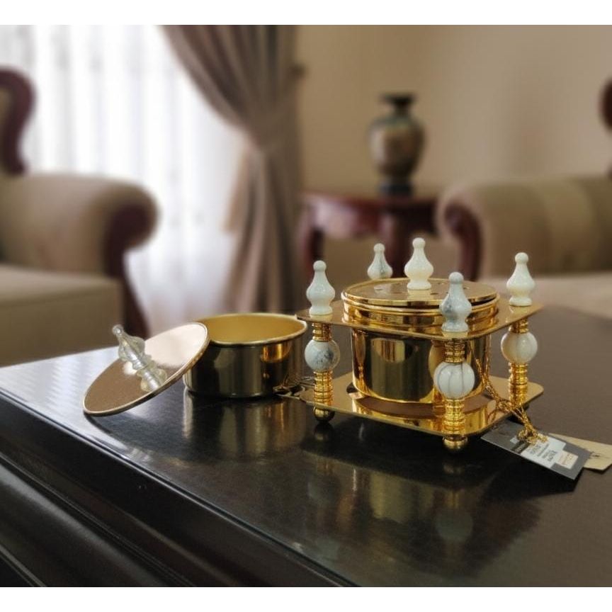 ALMARJAN Elegant Ceramic Incense Burner with Matching Container – White and Gold Decorative Aroma Holder for Home Fragrance, Meditation, and Gift Use 13x10 cm - Al Kabayel Discount CentreALMARJAN Elegant Ceramic Incense Burner with Matching Container – White and Gold Decorative Aroma Holder for Home Fragrance, Meditation, and Gift Use 13x10 cmCrystal Incense BurnerALMARJANAl Kabayel Discount Centre