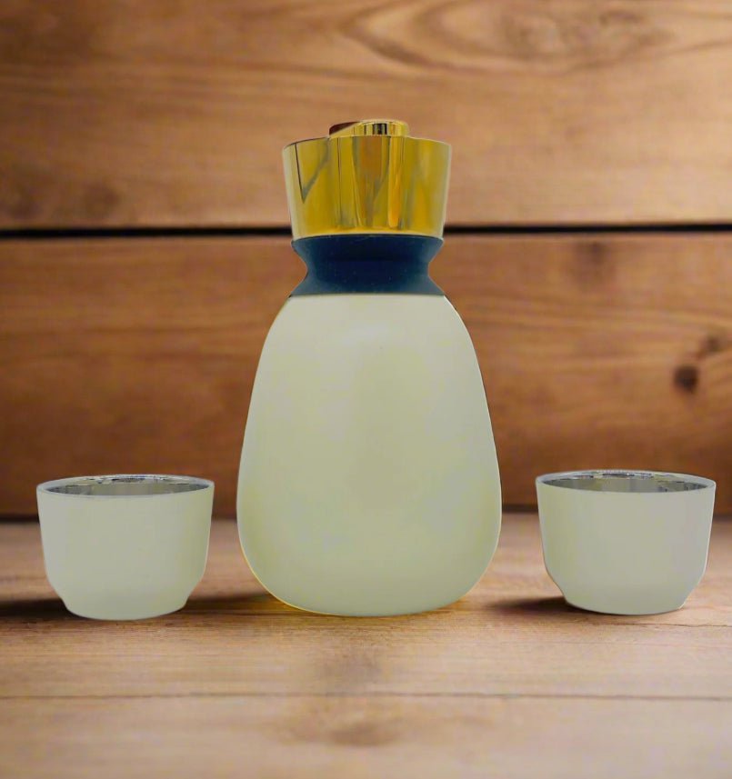 ALMARJAN Stainless Steel Vaccum Flask 600ml with 2 Cups 90ml, Off White Matt Finish - K06QS02 - Al Kabayel Discount CentreALMARJAN Stainless Steel Vaccum Flask 600ml with 2 Cups 90ml, Off White Matt Finish - K06QS02Tea SetsALMARJANAl Kabayel Discount Centre