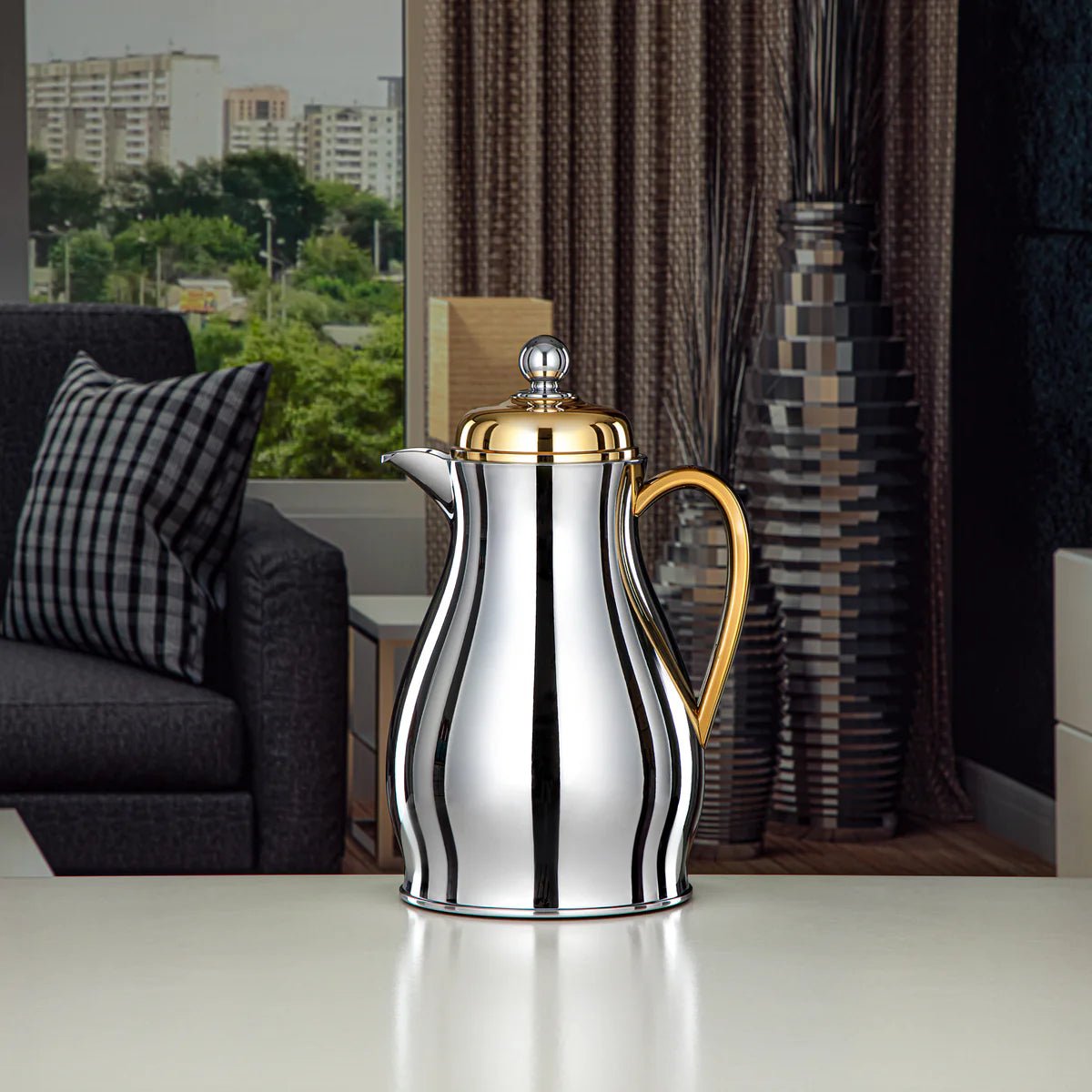 Almarjan Vacuum Flask Metal Body with Glass Liner 0.5L Silver & Gold (RPA - 050 - SG) - Al Kabayel Discount CentreAlmarjan Vacuum Flask Metal Body with Glass Liner 0.5L Silver & Gold (RPA - 050 - SG)ThermosALMARJANAl Kabayel Discount Centre