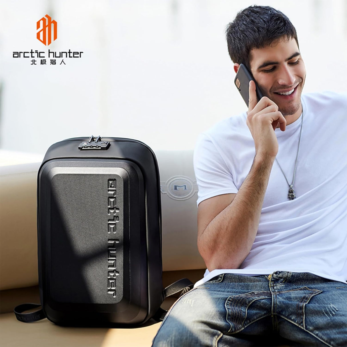 Artic Hunter Semi Hard Gaming Backpack with Built in TSA lock Water Resistant Anti - Theft 15.6 inch Laptop Backpack, Black - B00451 - Al Kabayel Discount CentreArtic Hunter Semi Hard Gaming Backpack with Built in TSA lock Water Resistant Anti - Theft 15.6 inch Laptop Backpack, Black - B00451School BagsARTIC HUNTERAl Kabayel Discount Centre