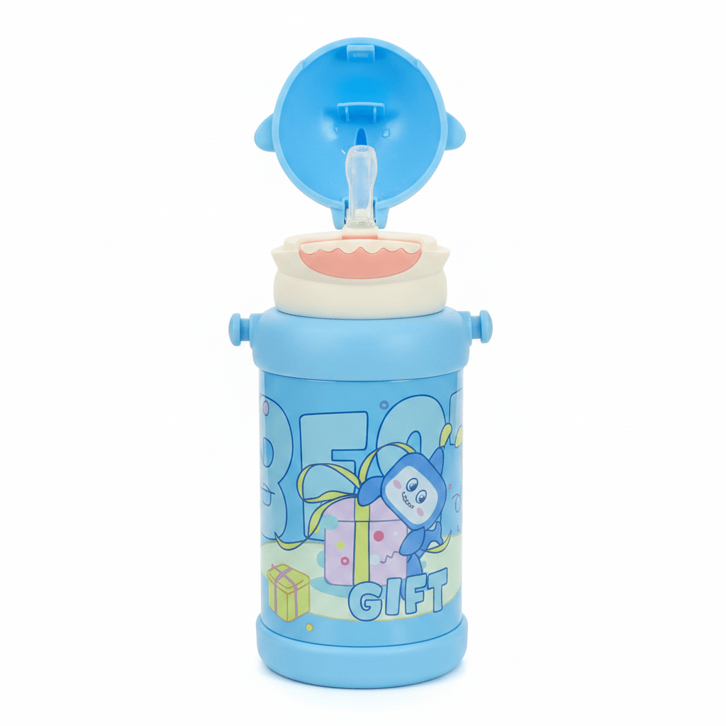 Blue Plastic Water Bottle with Stylish Elegant Cap – 550 ml - Al Kabayel Discount CentreBlue Plastic Water Bottle with Stylish Elegant Cap – 550 mlWater BottlesAKDCAl Kabayel Discount Centre
