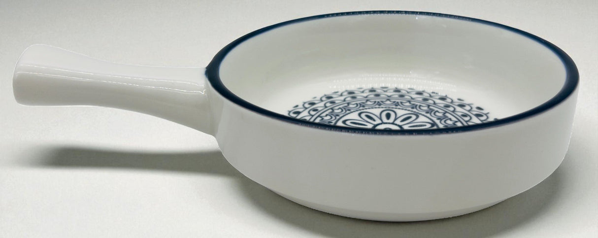 Che Brucia Ceramic Round Pan 8.5" x 6", Blue Floral Pattern - Al Kabayel Discount CentreChe Brucia Ceramic Round Pan 8.5" x 6", Blue Floral PatternServing TraysCHE BRUCIAAl Kabayel Discount Centre