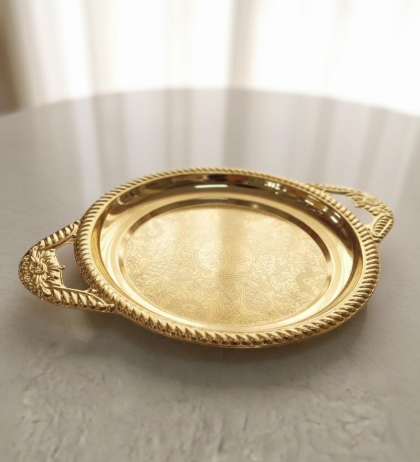 Edelolanz Gold Round Steel Tray 25 cm – Modern Circular Design, Shiny Finish, Ideal for Candles, Snacks, or Table Centerpieces - Al Kabayel Discount CentreEdelolanz Gold Round Steel Tray 25 cm – Modern Circular Design, Shiny Finish, Ideal for Candles, Snacks, or Table CenterpiecesServing TraysEDELOLANZAl Kabayel Discount Centre