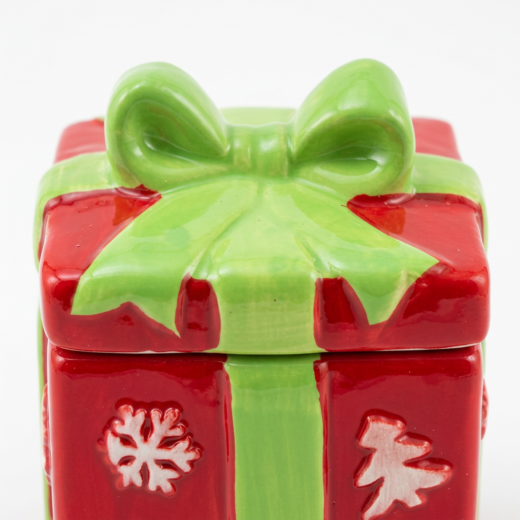 Ceramic Christmas Candy Jar with Lid - 10x9cm