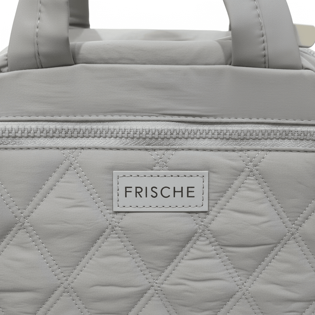 Frische Quilted Lunch Bag - 18×25cm - Light Grey / Pink / Black - Al Kabayel Discount CentreFrische Quilted Lunch Bag - 18×25cm - Light Grey / Pink / BlackLunch BagsFRISCHEAl Kabayel Discount Centre