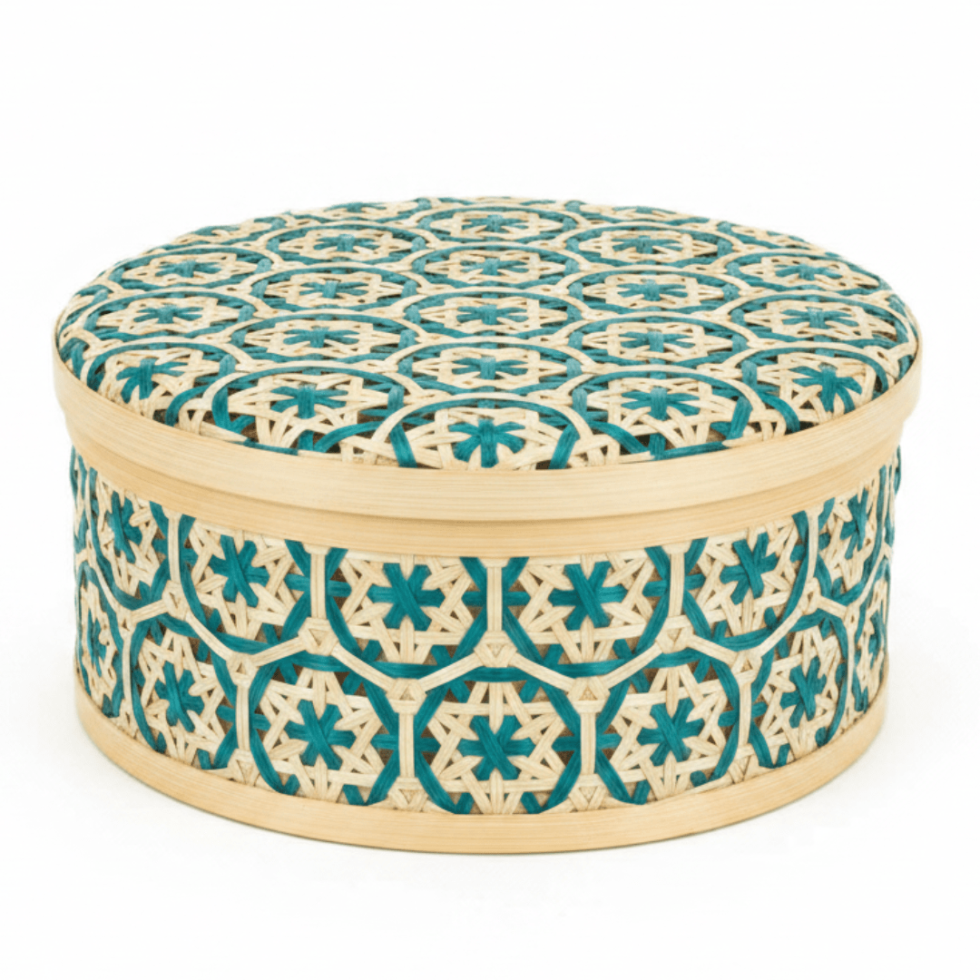 Handwoven Round Bamboo Rattan Storage Box with Lid | Geometric Patterned Decorative Basket | 25cm | - Al Kabayel Discount CentreHandwoven Round Bamboo Rattan Storage Box with Lid | Geometric Patterned Decorative Basket | 25cm |RattansAKDCAl Kabayel Discount Centre