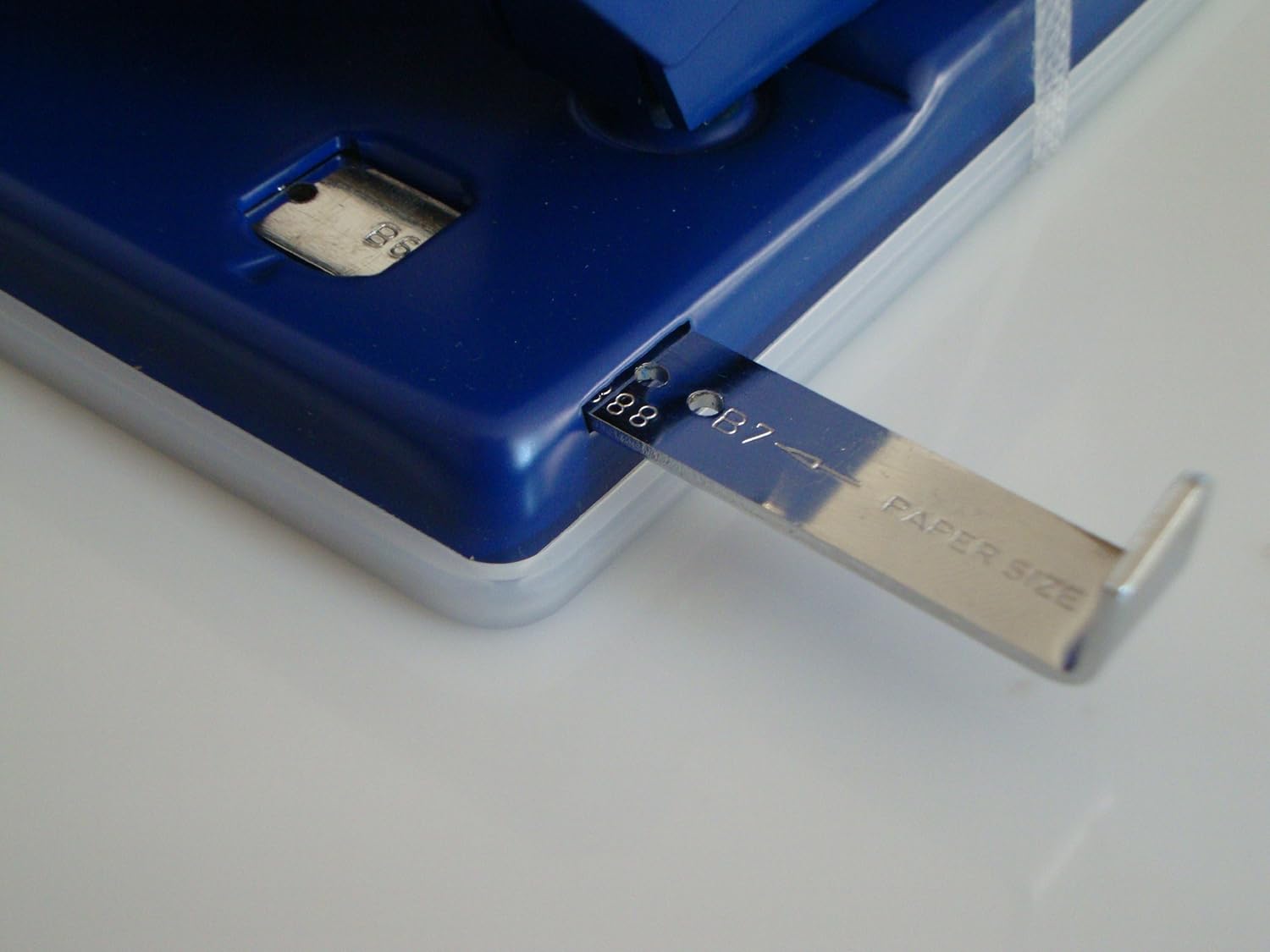 Kangaro DP - 720 2 - Hole 36 Sheet Paper Punch ‎Plastic Metal - Al Kabayel Discount CentreKangaro DP - 720 2 - Hole 36 Sheet Paper Punch ‎Plastic MetalPaper Clips, Staples & FastenersKANGAROAl Kabayel Discount Centre