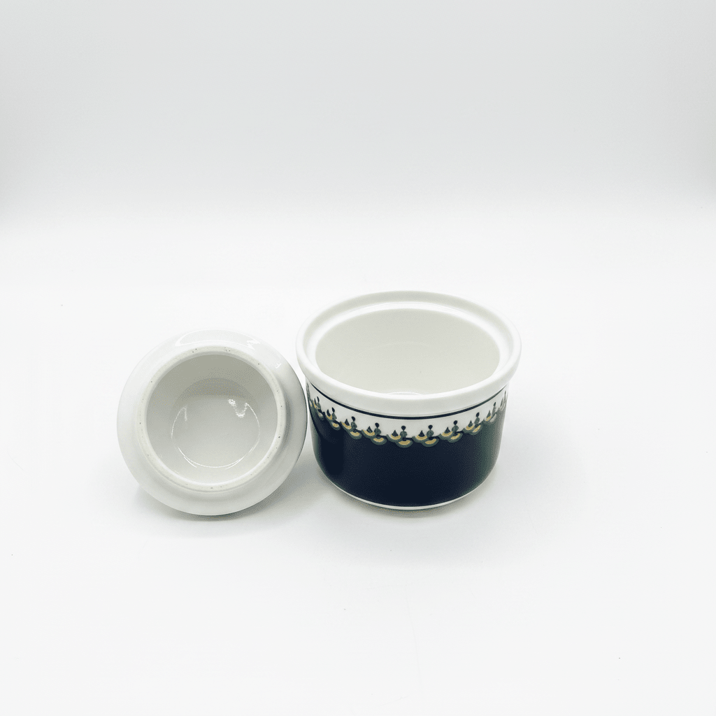 Luhpar White Ceramic Sugar Jar with Elegant Navy Blue Pattern and Lid for Kitchen and Dining Use – 10 cm - Al Kabayel Discount CentreLuhpar White Ceramic Sugar Jar with Elegant Navy Blue Pattern and Lid for Kitchen and Dining Use – 10 cmJars & Food SaversLUHPARAl Kabayel Discount Centre