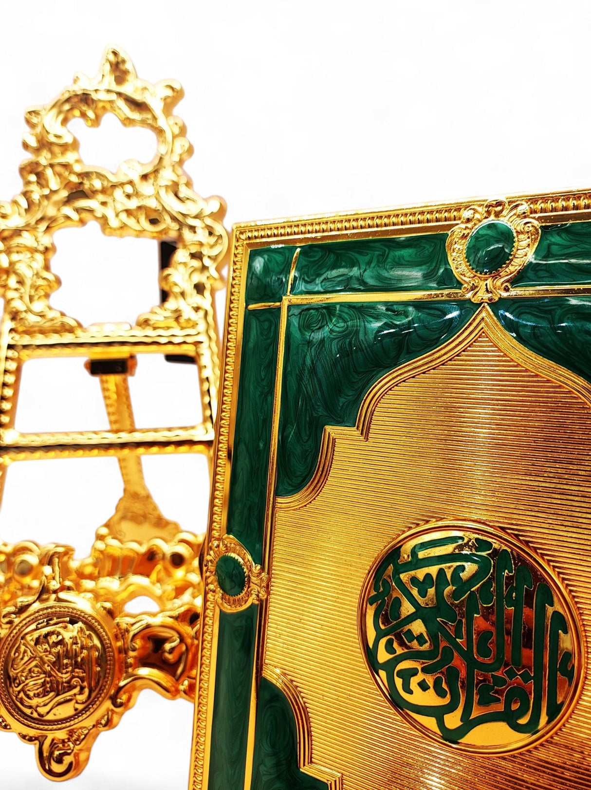 Quran Box With Stand Golden Green Medium 22x17cm - Al Kabayel Discount CentreQuran Box With Stand Golden Green Medium 22x17cmHome Décor AccentsAKDCAl Kabayel Discount Centre