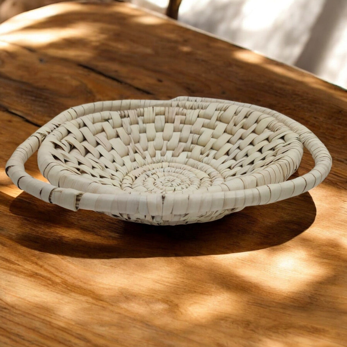 Rattan Serving Tray, Woven Wicker Tray, Rattan Tray, Decorative Serving Basket, Storage Basket for Fruit 30cmX8cm - Al Kabayel Discount CentreRattan Serving Tray, Woven Wicker Tray, Rattan Tray, Decorative Serving Basket, Storage Basket for Fruit 30cmX8cmRattanAKDCAl Kabayel Discount Centre