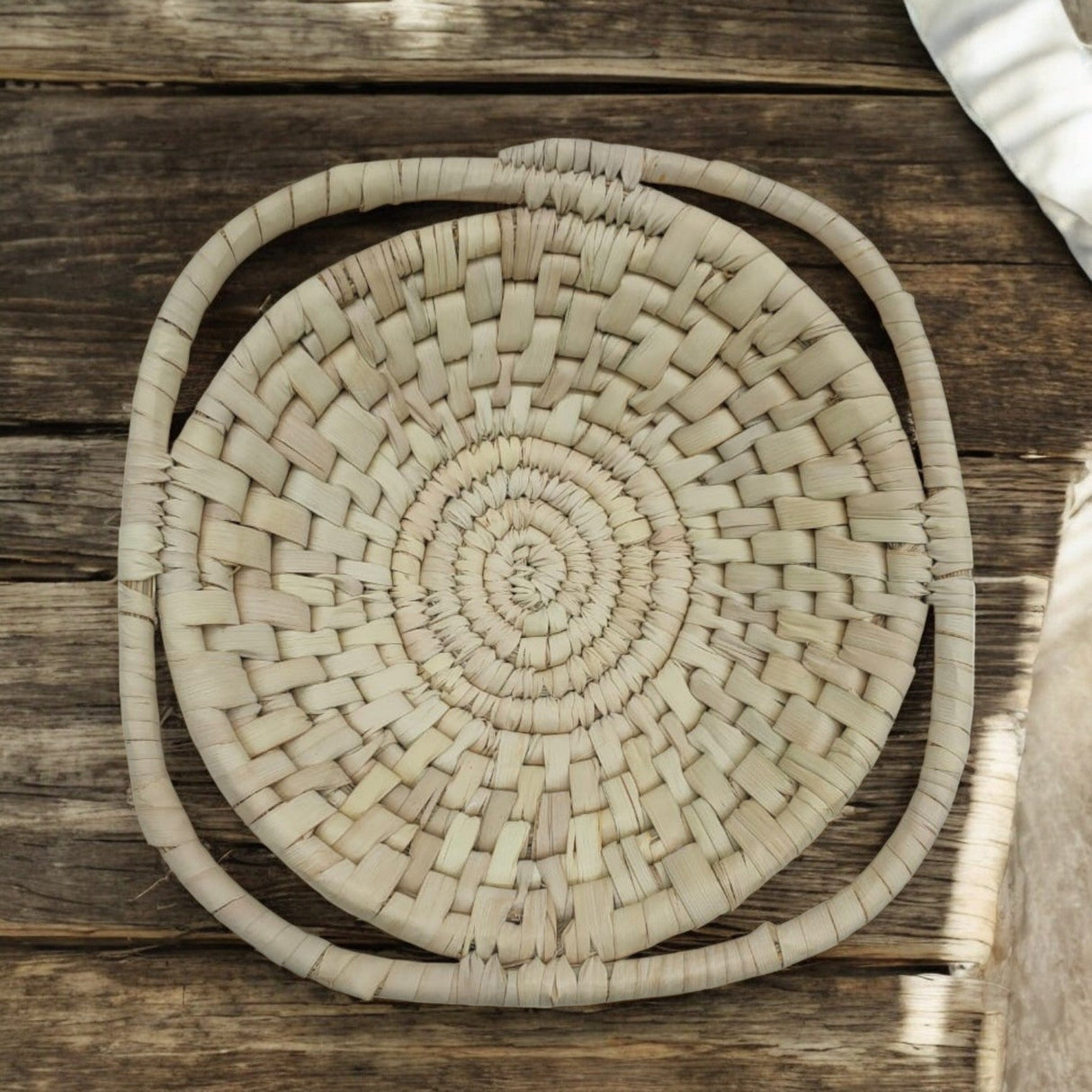 Rattan Serving Tray, Woven Wicker Tray, Rattan Tray, Decorative Serving Basket, Storage Basket for Fruit 30cmX8cm - Al Kabayel Discount CentreRattan Serving Tray, Woven Wicker Tray, Rattan Tray, Decorative Serving Basket, Storage Basket for Fruit 30cmX8cmRattanAKDCAl Kabayel Discount Centre