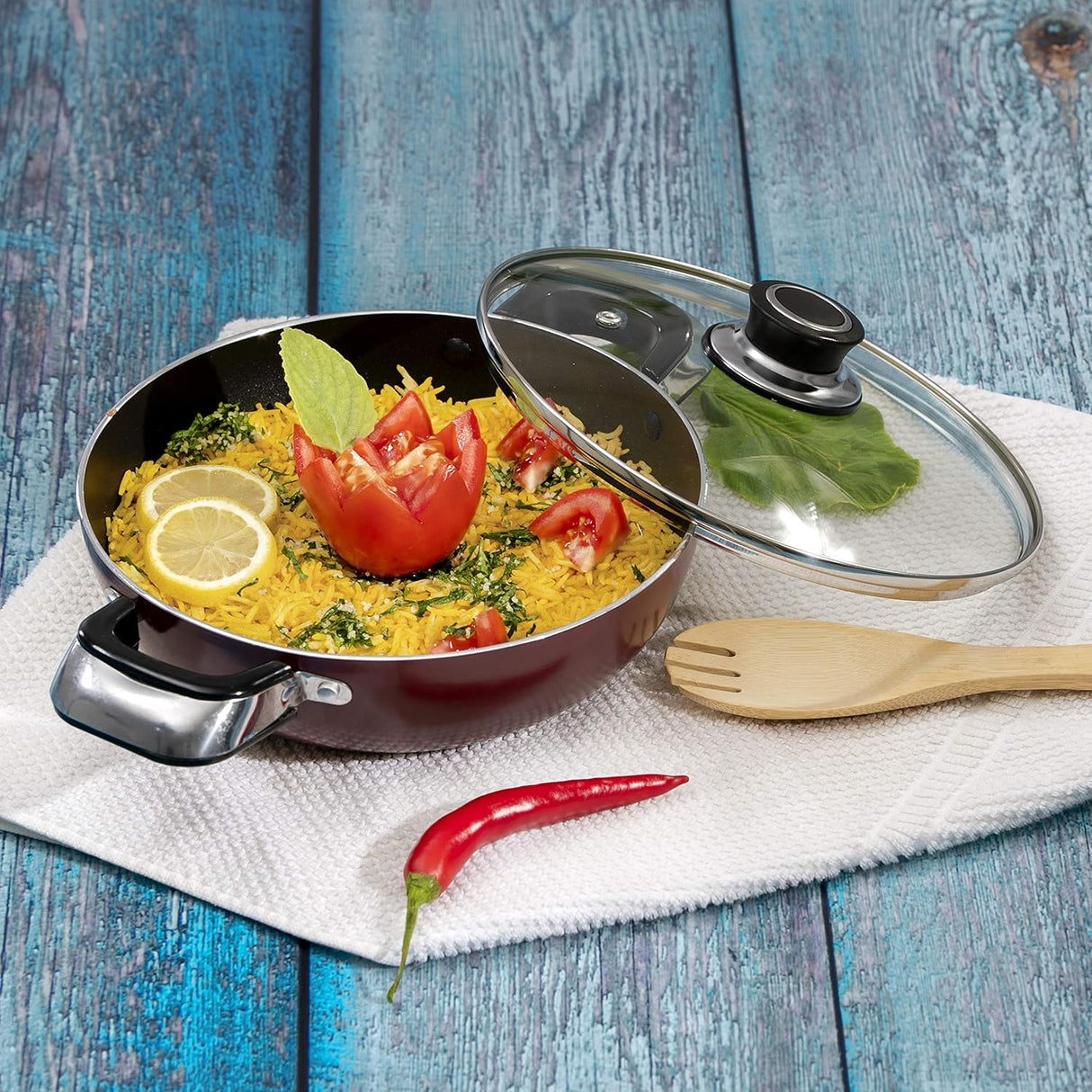 Royalford Durable Non - Stick Wok Pan with Lid 22cm, Premium Quality Aluminium, RF2947 - Al Kabayel Discount CentreRoyalford Durable Non - Stick Wok Pan with Lid 22cm, Premium Quality Aluminium, RF2947Frying Pans & SkilletsROYALFORDAl Kabayel Discount Centre