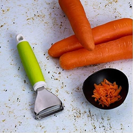 Royalford Stainless Steel Triangle Peeler - 19cmX5.5cm - Green&White - Al Kabayel Discount CentreRoyalford Stainless Steel Triangle Peeler - 19cmX5.5cm - Green&WhiteKitchen Utensils & GadgetsROYALFORDAl Kabayel Discount Centre