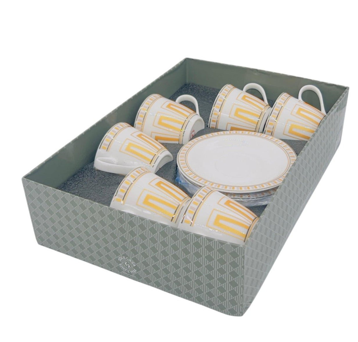 SOLECASA Porcelain Cup and Saucer 6pcs Set 220ml, White/Gold - Al Kabayel Discount CentreSOLECASA Porcelain Cup and Saucer 6pcs Set 220ml, White/GoldTea SetsSOLECASAAl Kabayel Discount Centre