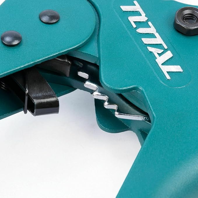 Total MR LIGHT PVC Pipe Cutter, Cutting Dia 3 - 42 mm - Al Kabayel Dicount CenterTotal MR LIGHT PVC Pipe Cutter, Cutting Dia 3 - 42 mmhand toolstotalAl Kabayel Dicount Center