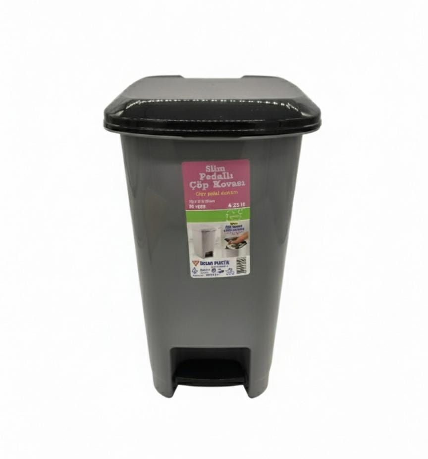 UFO 15 Litre Pedal Dustbin – Modern Plastic Foot Pedal Bin 32x23x40 cm, Gray Color, for Kitchen & Bathroom - Al Kabayel Discount CentreUFO 15 Litre Pedal Dustbin – Modern Plastic Foot Pedal Bin 32x23x40 cm, Gray Color, for Kitchen & BathroomTrash CanUFOAl Kabayel Discount Centre