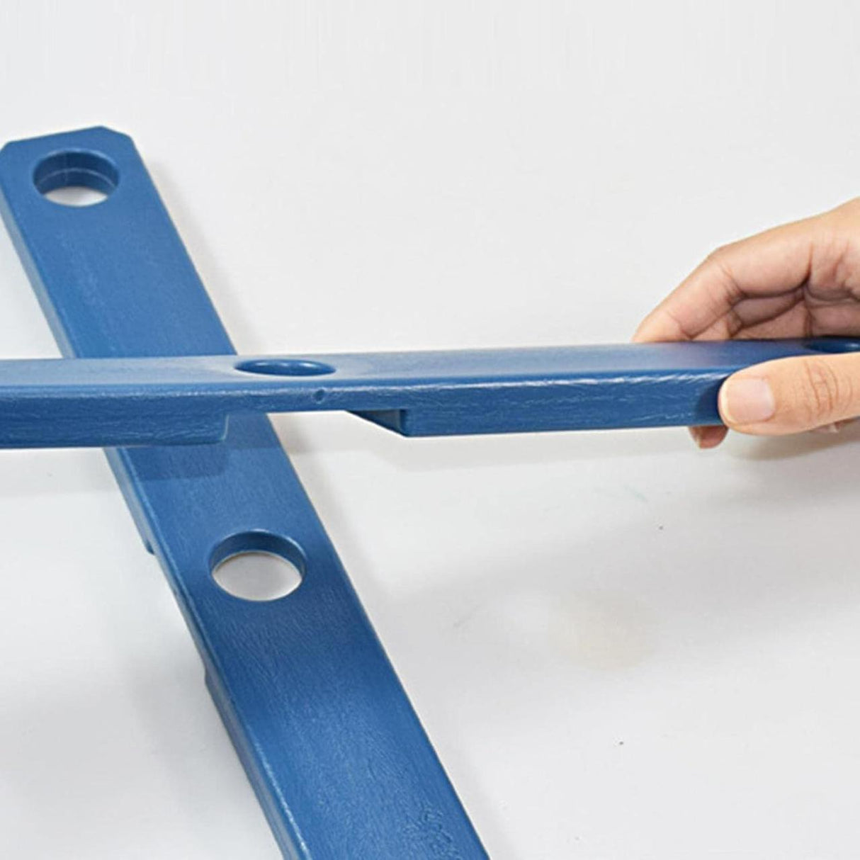 Yi Tong Le Wan 12pcs Hoop Throwing Game, Ferrule Game, 5pc Bottle - 5pc Circles - 2pc Base - Al Kabayel Discount CentreYi Tong Le Wan 12pcs Hoop Throwing Game, Ferrule Game, 5pc Bottle - 5pc Circles - 2pc BaseBaby & toddler toysYI TONG LE WANAl Kabayel Discount Centre