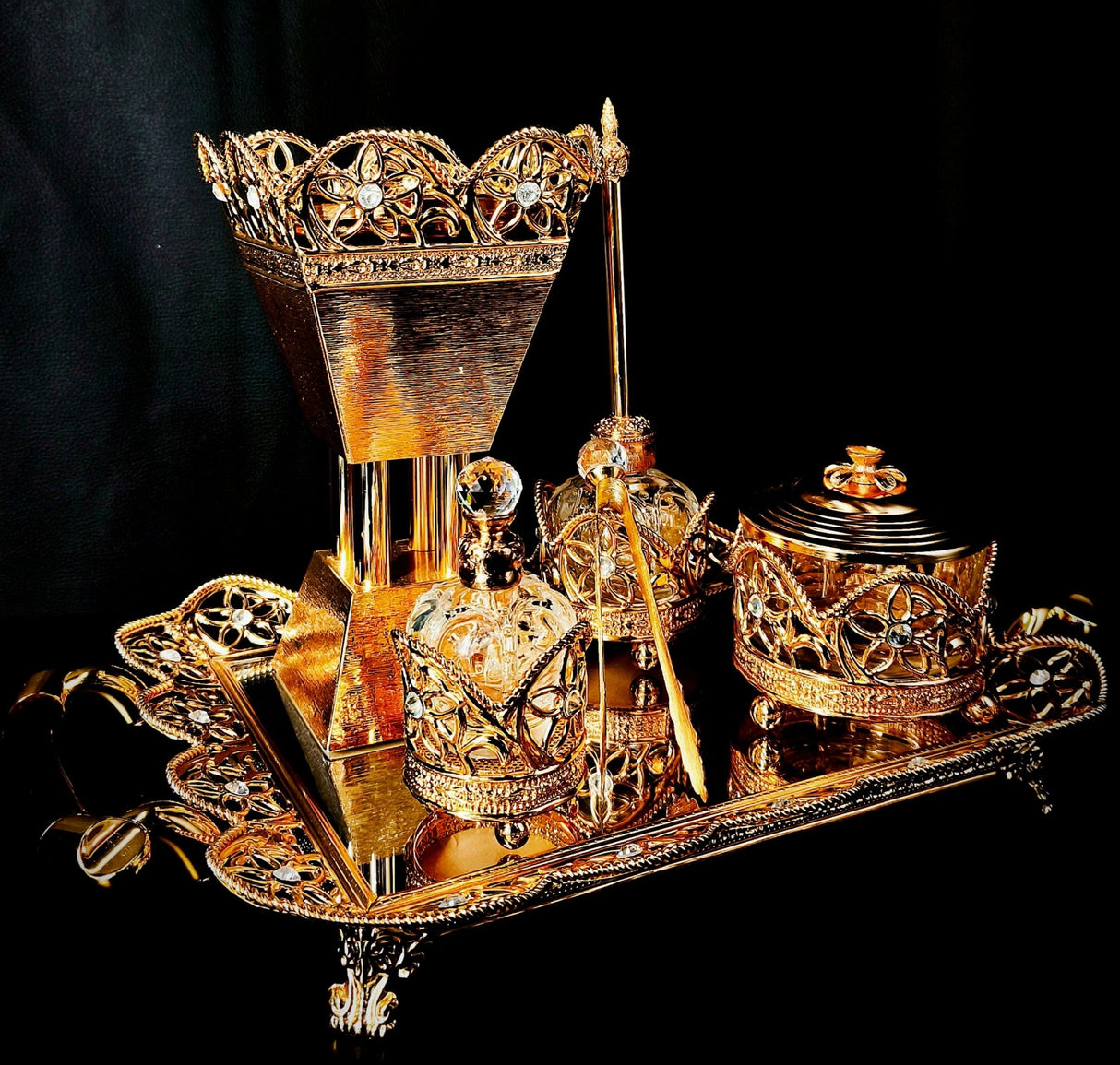 5Pcs Incence Burner Set With Gold And Crystal Design - Al Kabayel Discount Centre5Pcs Incence Burner Set With Gold And Crystal DesignHome Décor AccentsAKDCAl Kabayel Discount Centre