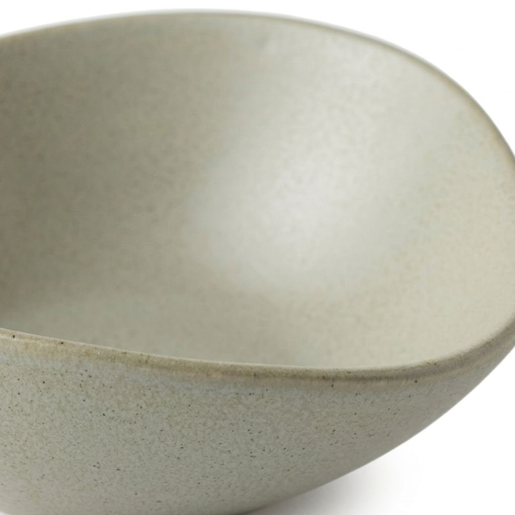 Ceramic Bowl with Rounded Triangular Design - 16×14cm