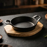 Vague Cast Iron Sizzling Pan with Wooden Base – Black, 16 × 3.8 cm