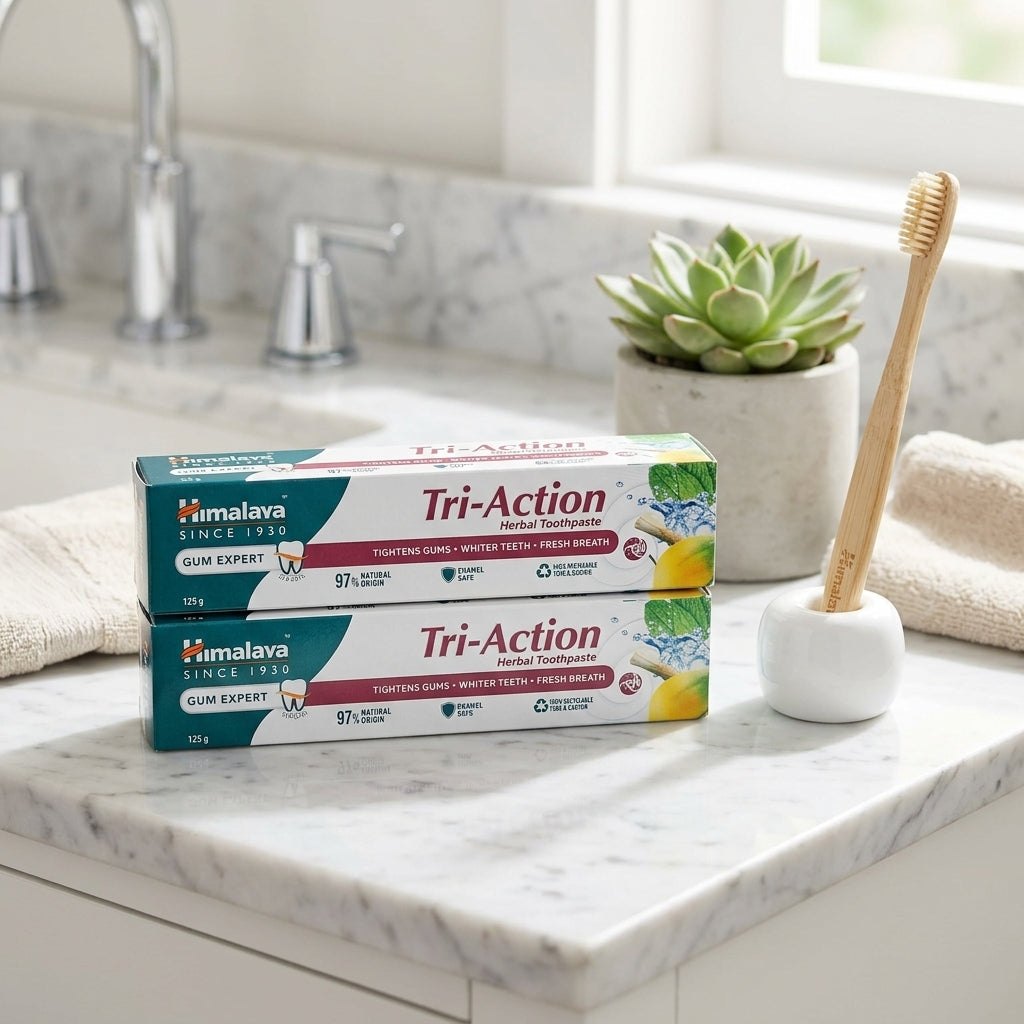 Himalaya Gum Expert Tri-Action Herbal Toothpaste, 125 g × 4