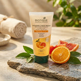 Biotique Vitamin C Illuminating Face Wash with Plant-Derived Hyaluronic – 150 ml