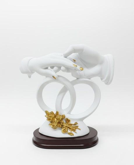AKDC 23×23cm Ceramic Hands Sculpture in White with Gold Detailing | Luxury Modern Art Home Decoration Piece - Al Kabayel Discount CentreAKDC 23×23cm Ceramic Hands Sculpture in White with Gold Detailing | Luxury Modern Art Home Decoration PieceHome Décor AccentsAKDCAl Kabayel Discount Centre