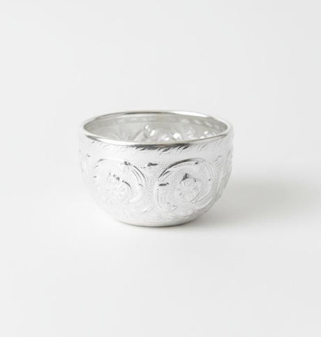 AKDC Aluminium Bowl – Stylish Silver Finish | 7 cm Unique Decorative Bowl - Al Kabayel Discount CentreAKDC Aluminium Bowl – Stylish Silver Finish | 7 cm Unique Decorative BowlBowlsAKDCAl Kabayel Discount Centre